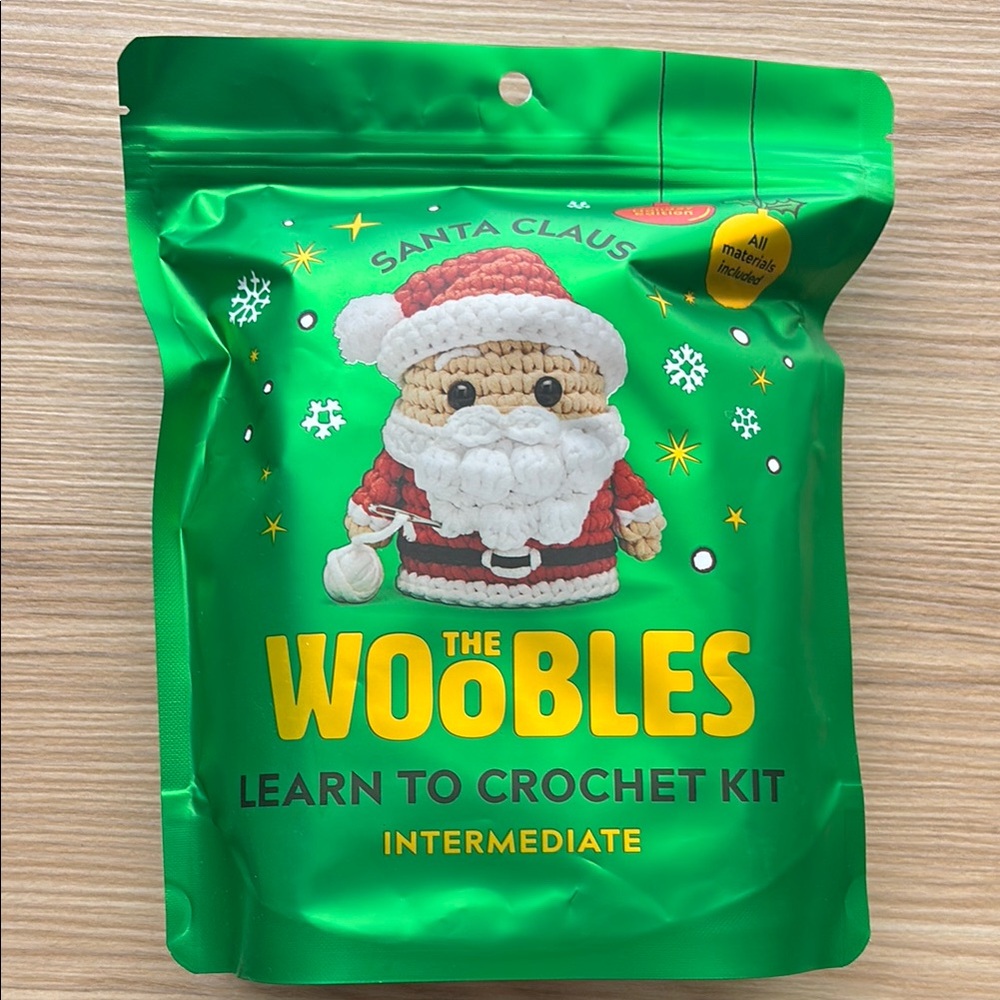 Woobles Santa Claus Crochet Kit